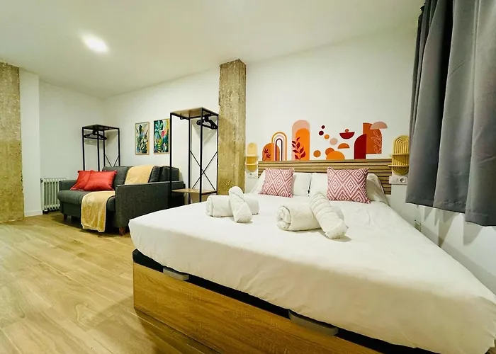 Ori A Cool & Wide Next To Historic Center Appartamento *